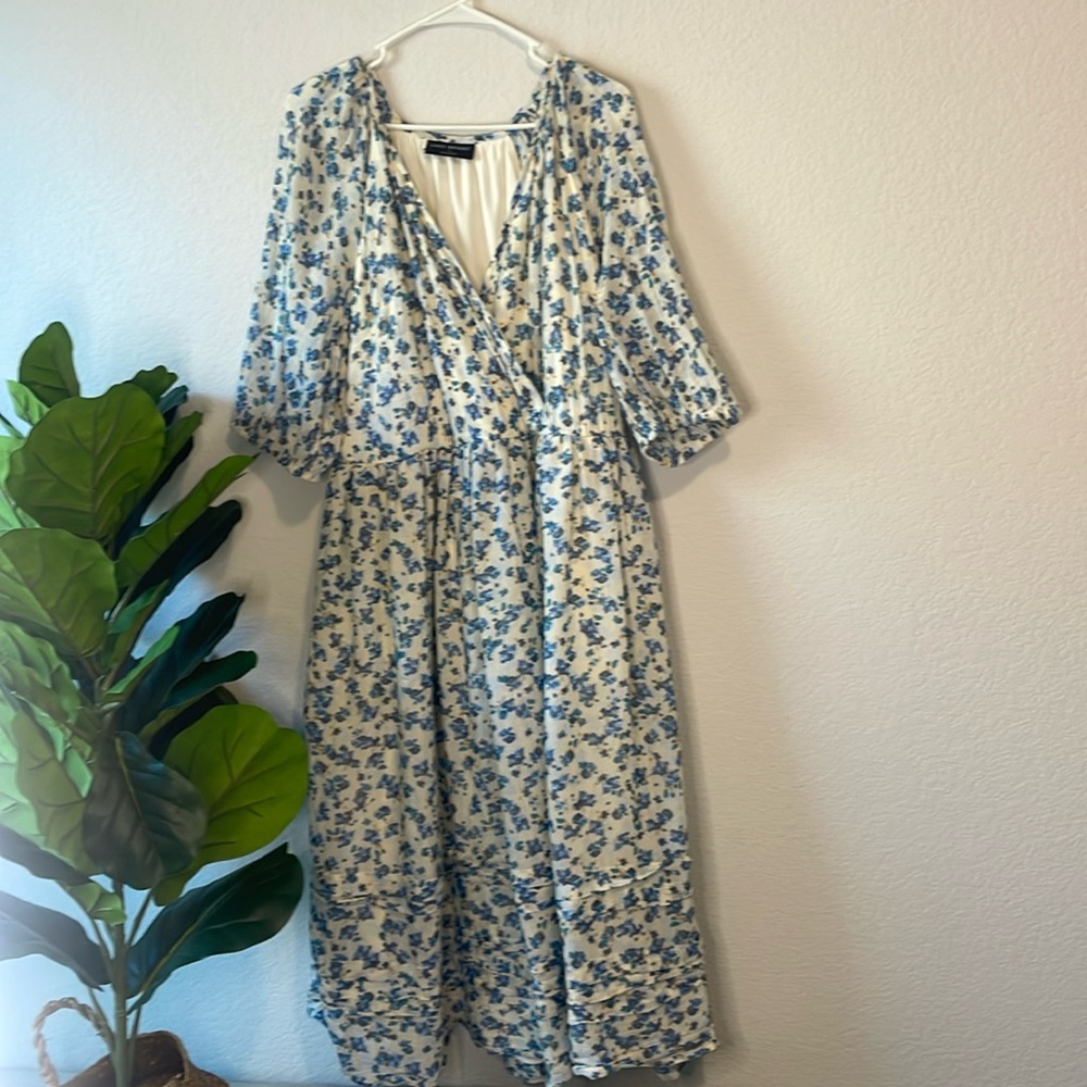 Lane Bryant 14 blue floral half sleeve dress